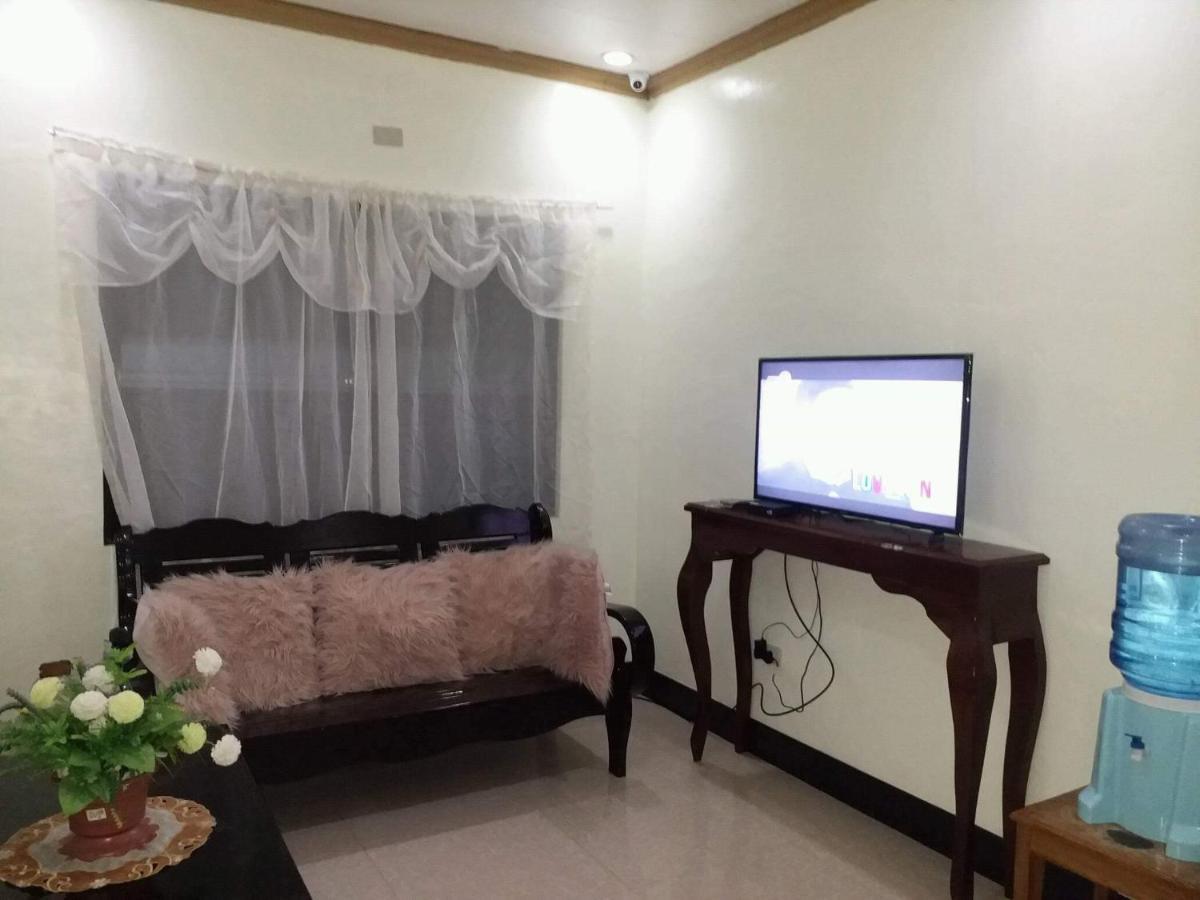 Balai Mariacaria Pension House Guindulman エクステリア 写真