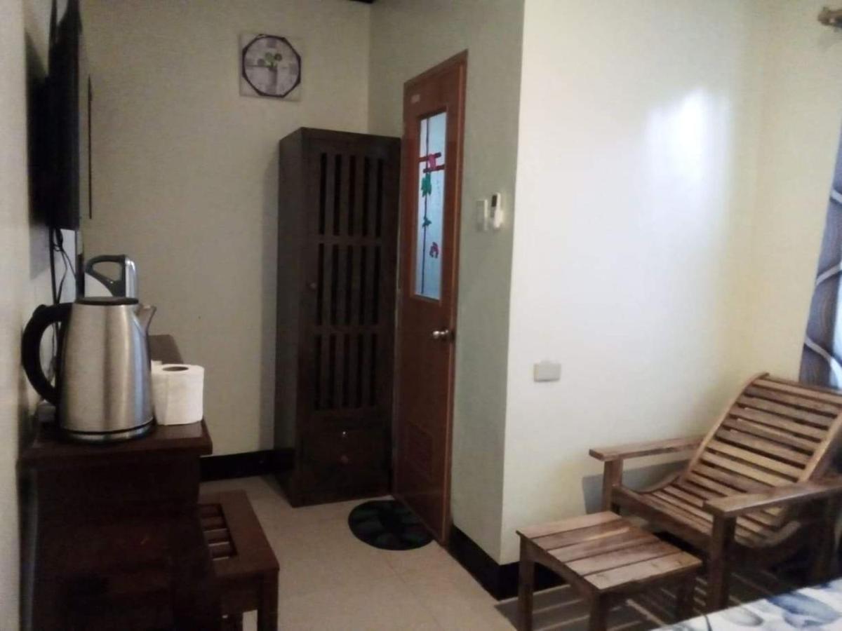Balai Mariacaria Pension House Guindulman エクステリア 写真