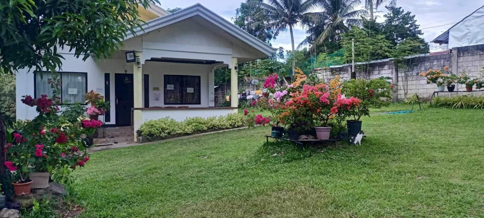 Balai Mariacaria Pension House Guindulman エクステリア 写真